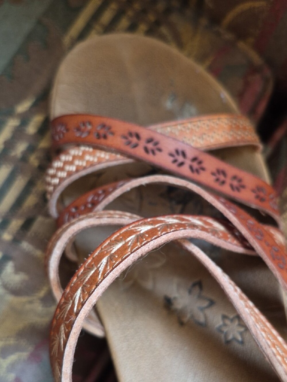 Skechers Luxe Foam Tan Brown Cork Wedge Sandals - Strappy Floral Cutouts - Picture 6 of 6
